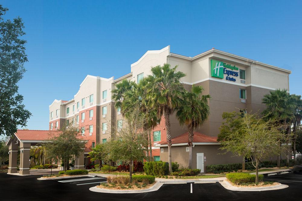 Holiday Inn Express & Suites Pembroke Pines-Sheridan St By Ihg Kültér fotó